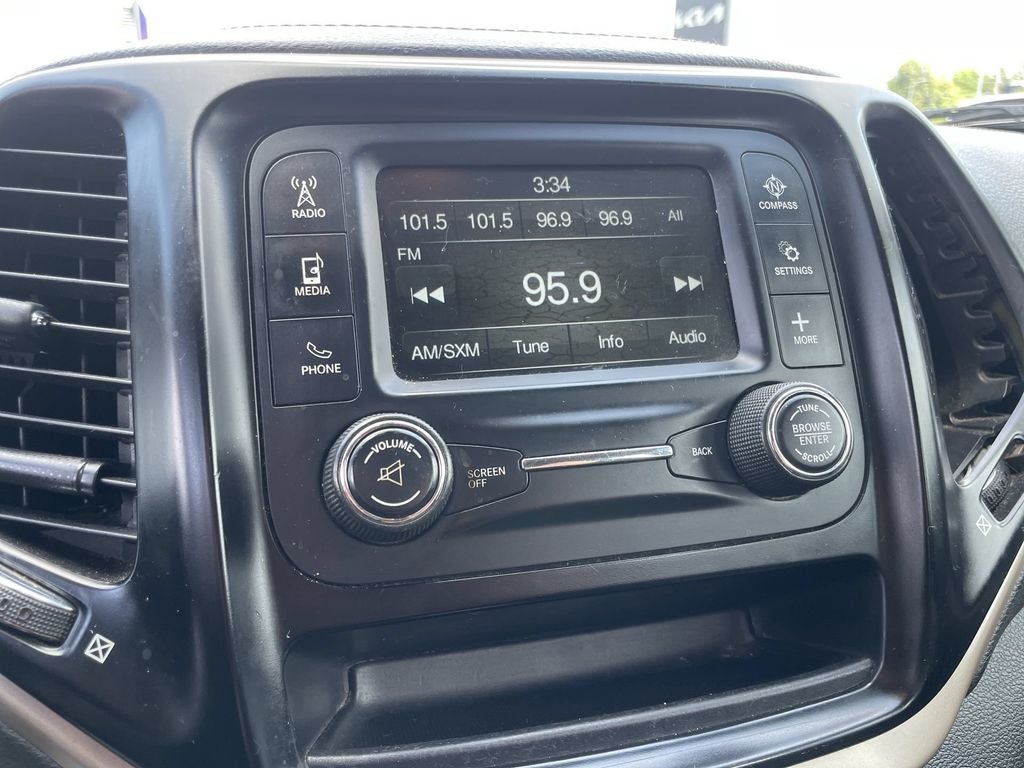2017 Jeep Cherokee Sport