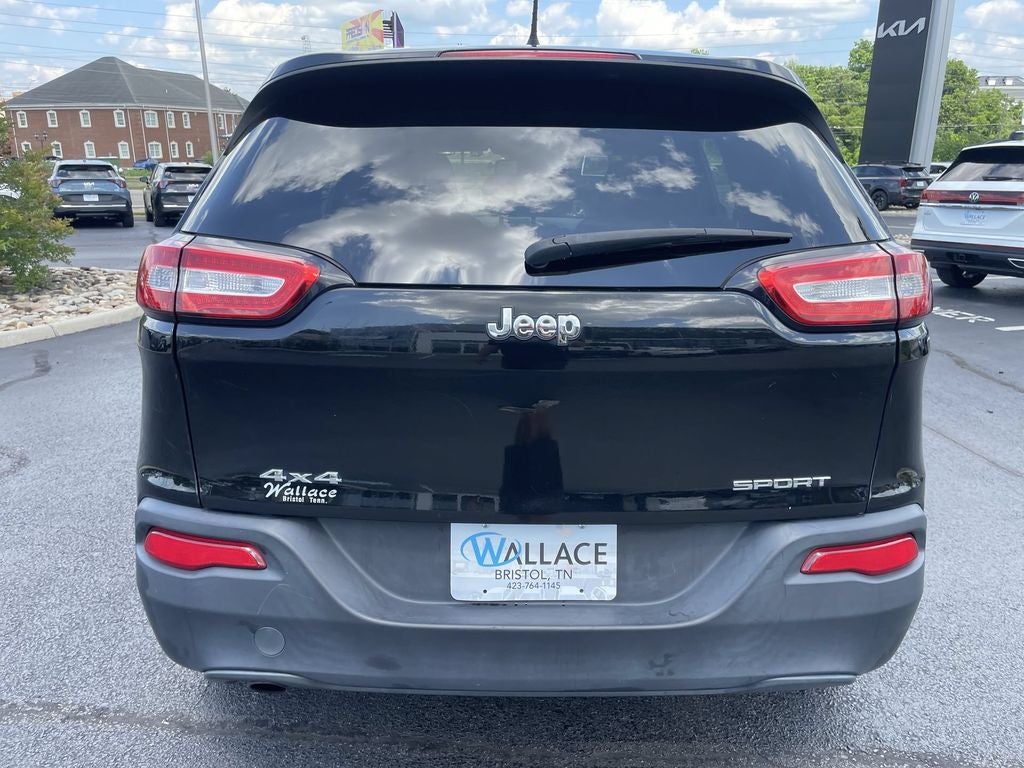 2017 Jeep Cherokee Sport