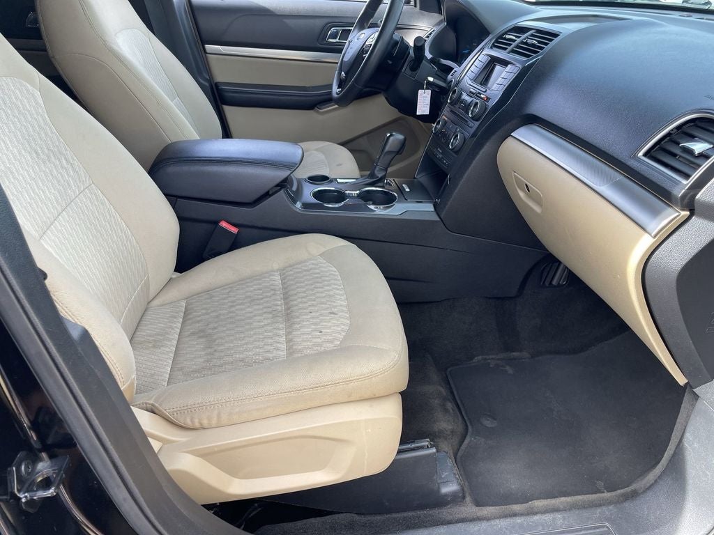 2017 Ford Explorer Base
