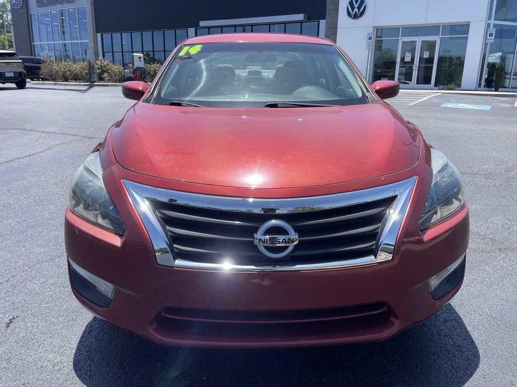 Used 2014 Nissan Altima S with VIN 1N4AL3AP4EC148818 for sale in Bristol, TN