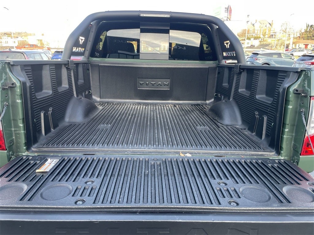 2024 Nissan Titan SV