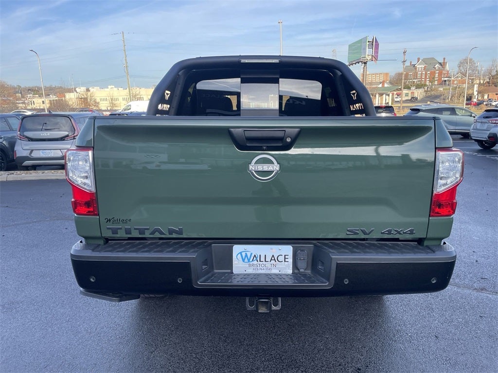 2024 Nissan Titan SV