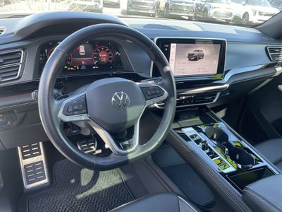 2024 Volkswagen Atlas Cross Sport 2.0T SEL Premium R-Line