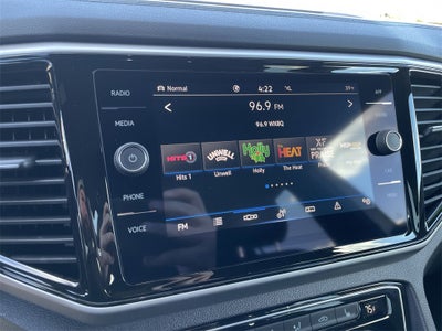 2022 Volkswagen Atlas Cross Sport 2.0T SE w/Technology