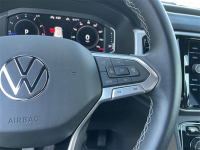 2022 Volkswagen Atlas Cross Sport 2.0T SE w/Technology