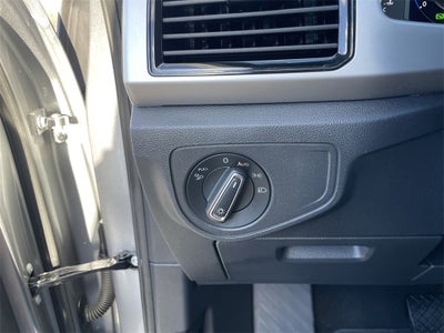 2022 Volkswagen Atlas Cross Sport 2.0T SE w/Technology