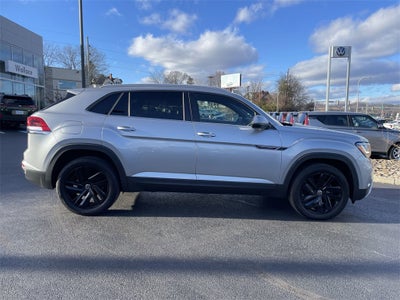 2022 Volkswagen Atlas Cross Sport 2.0T SE w/Technology