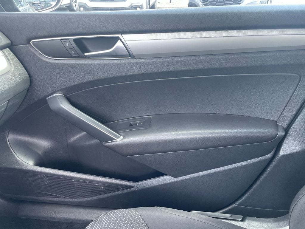 2017 Volkswagen Passat 1.8T S