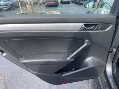 2017 Volkswagen Passat 1.8T S