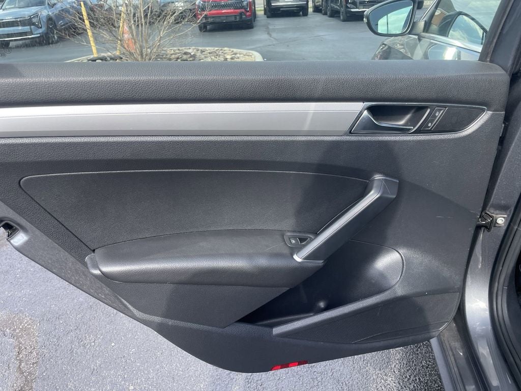 2017 Volkswagen Passat 1.8T S