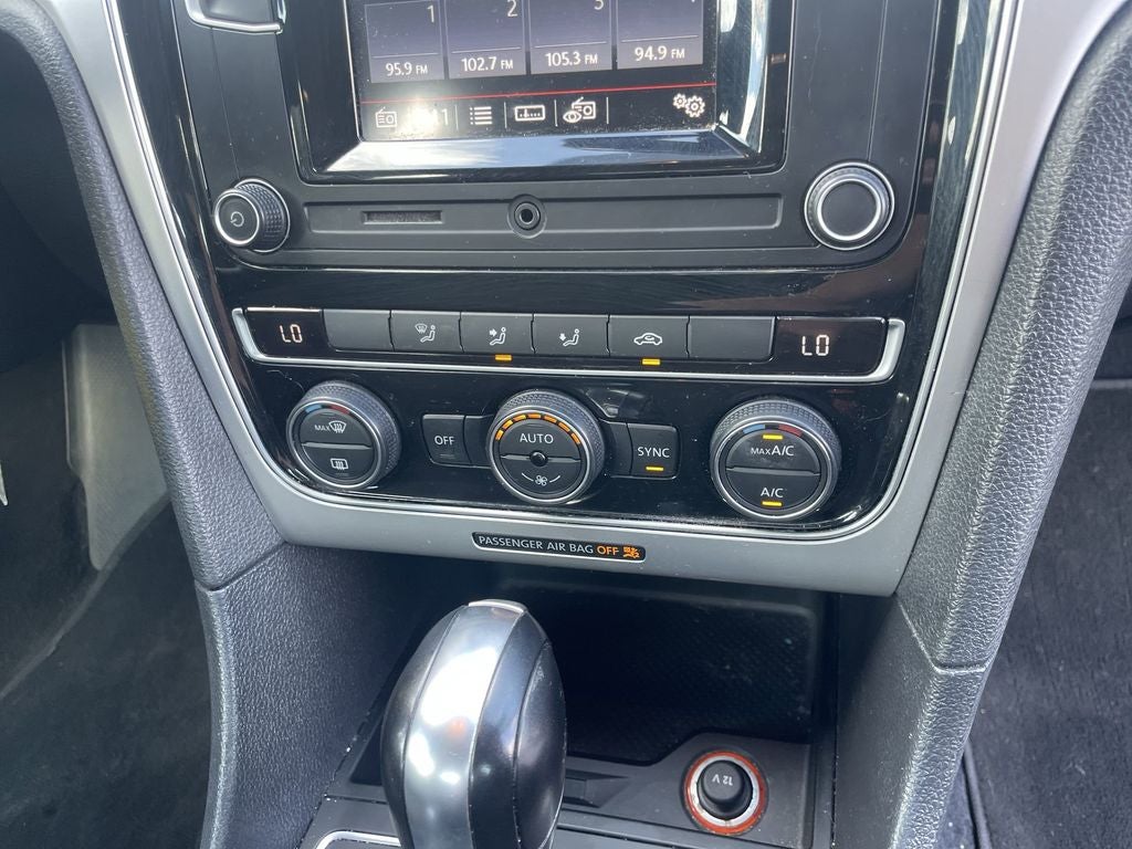 2017 Volkswagen Passat 1.8T S