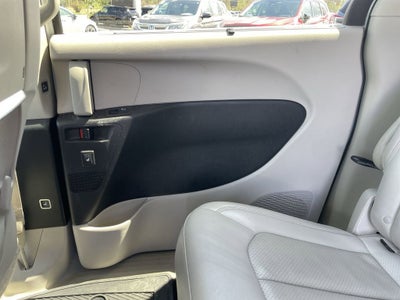 2020 Chrysler Pacifica Touring L Plus