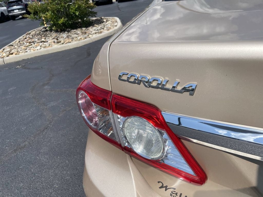 2011 Toyota Corolla LE