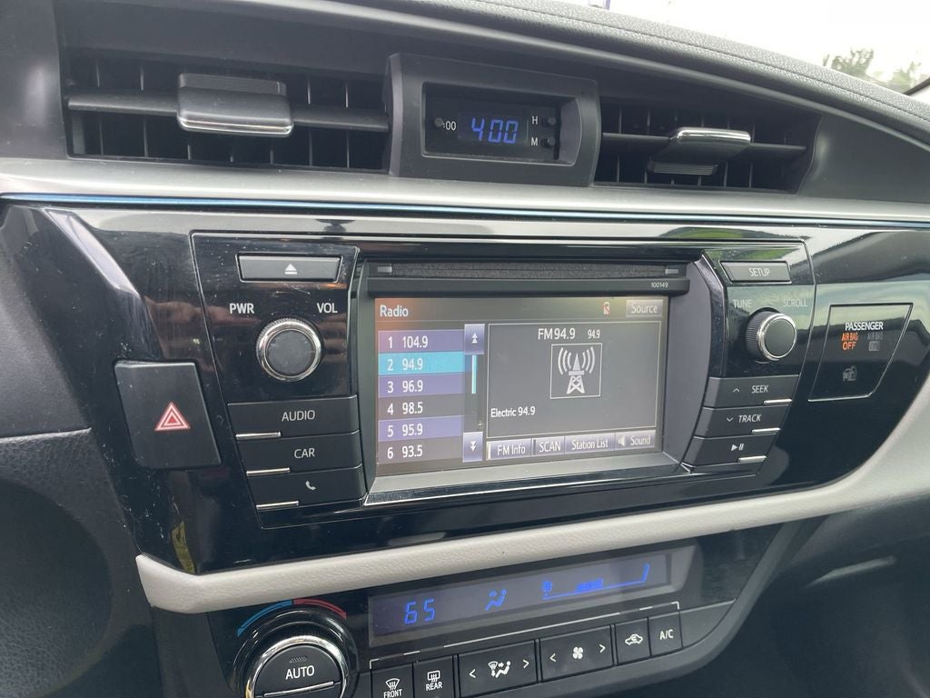 2015 Toyota Corolla LE