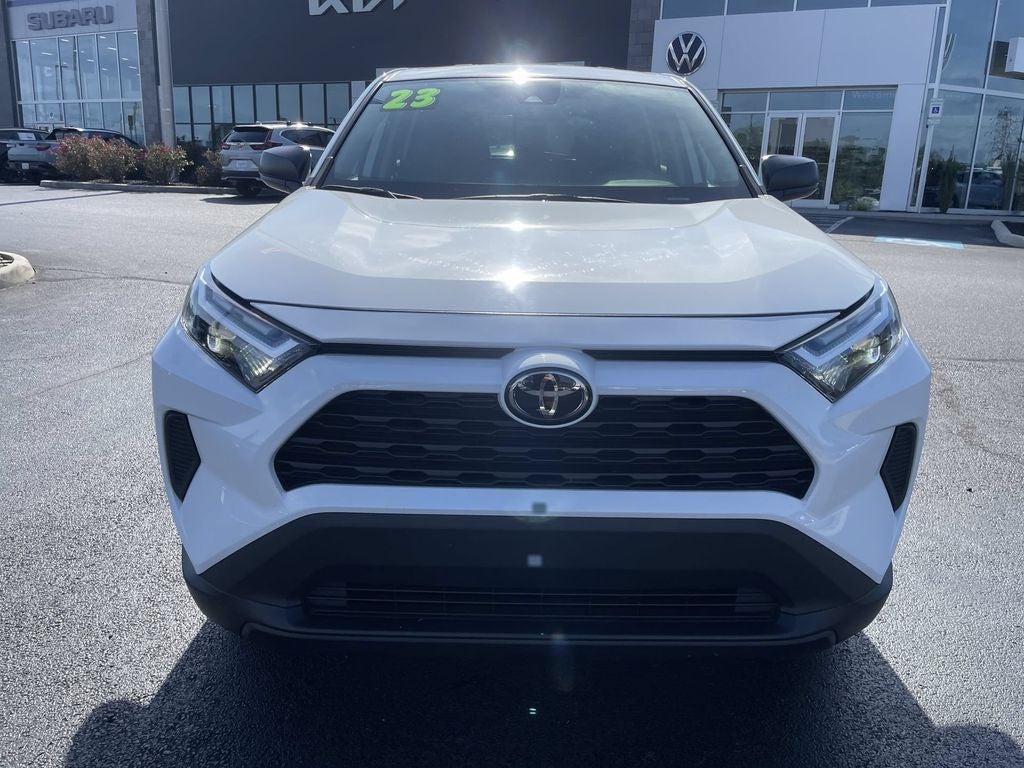 2023 Toyota RAV4 LE