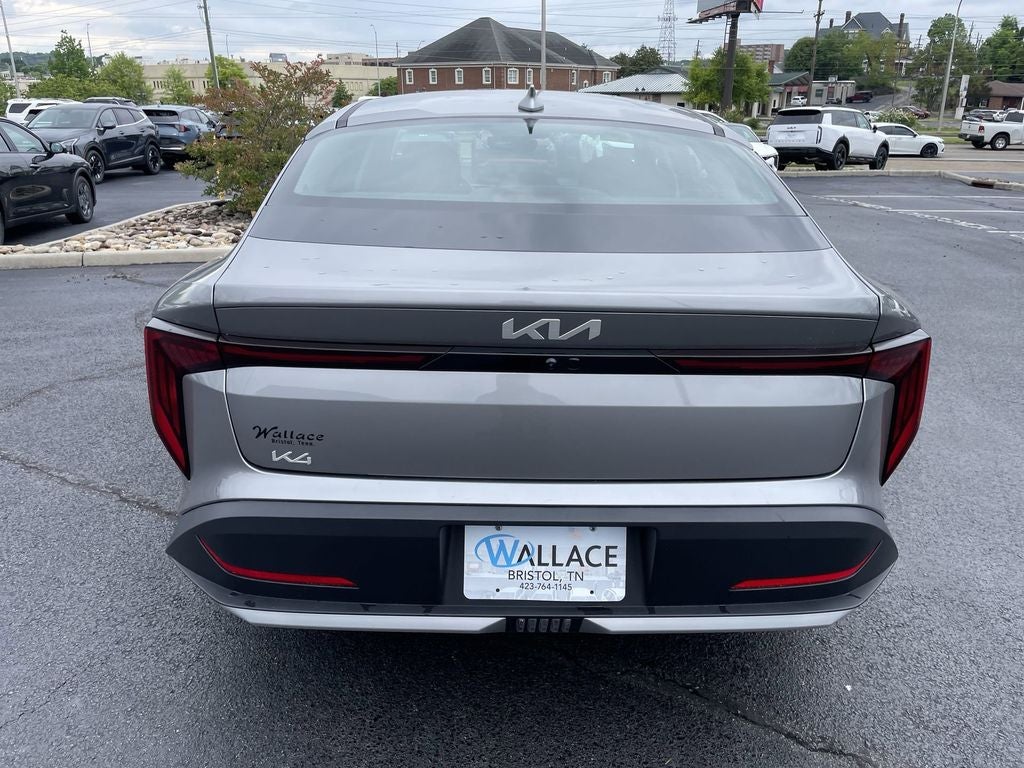 2025 Kia K4 LXS