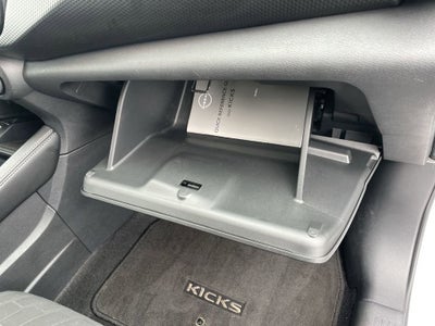 2021 Nissan Kicks SV