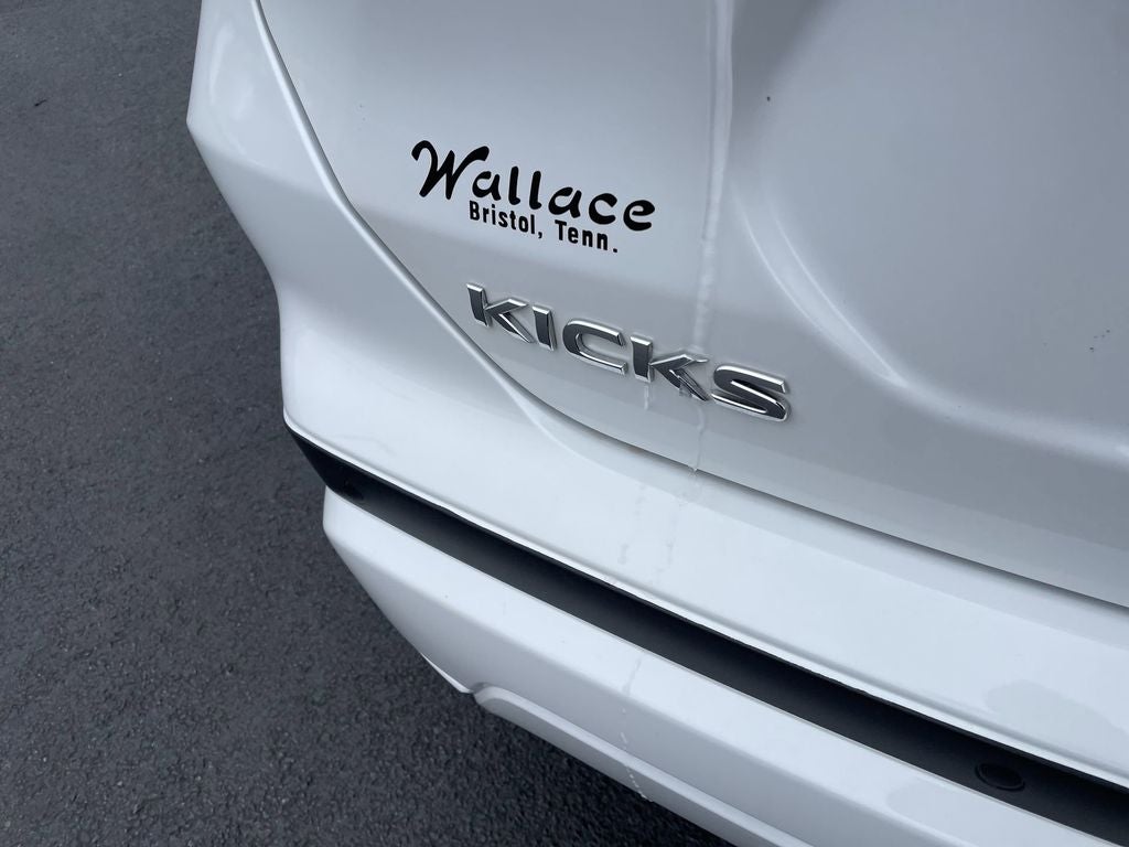 2021 Nissan Kicks SV