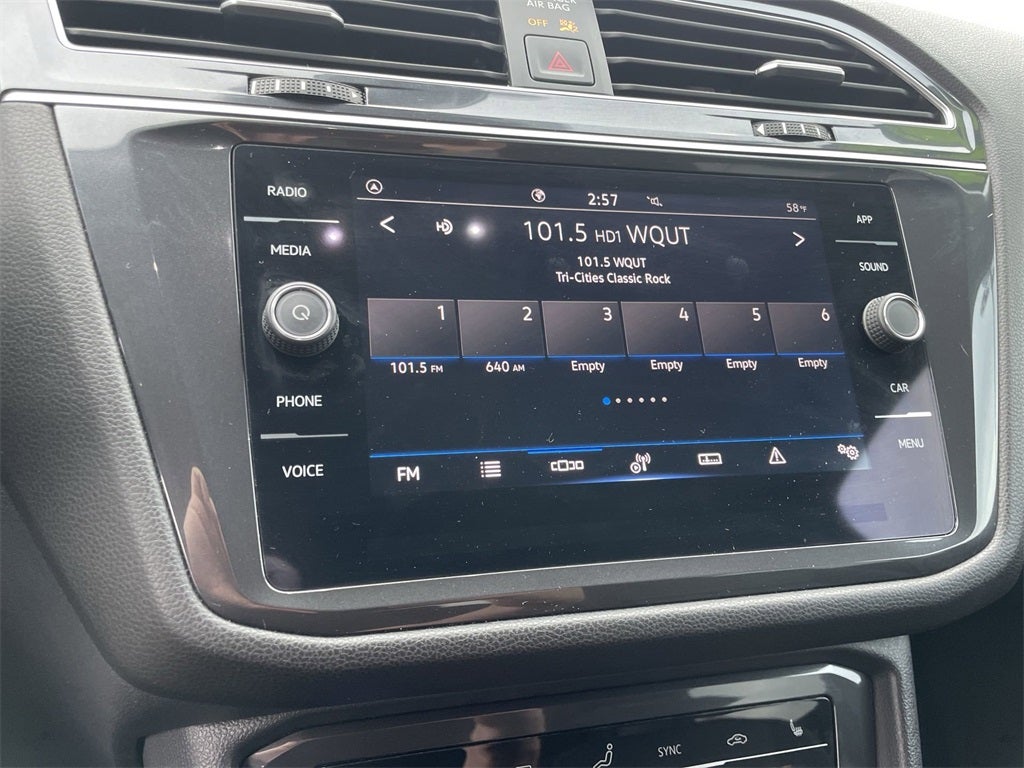 2023 Volkswagen Tiguan 2.0T SE