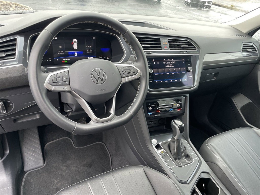 2023 Volkswagen Tiguan 2.0T SE