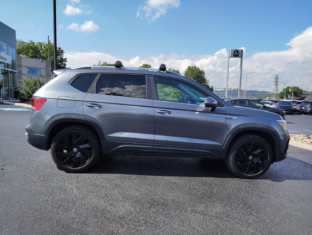 2024 Volkswagen Taos 1.5T SEL