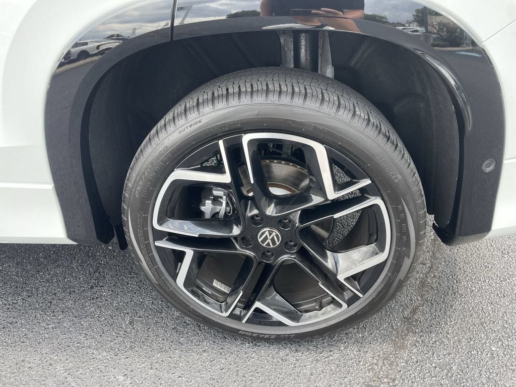 2026 Volkswagen Tiguan 2.0T SEL R-Line Turbo