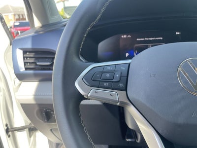 2024 Volkswagen Taos 1.5T SE
