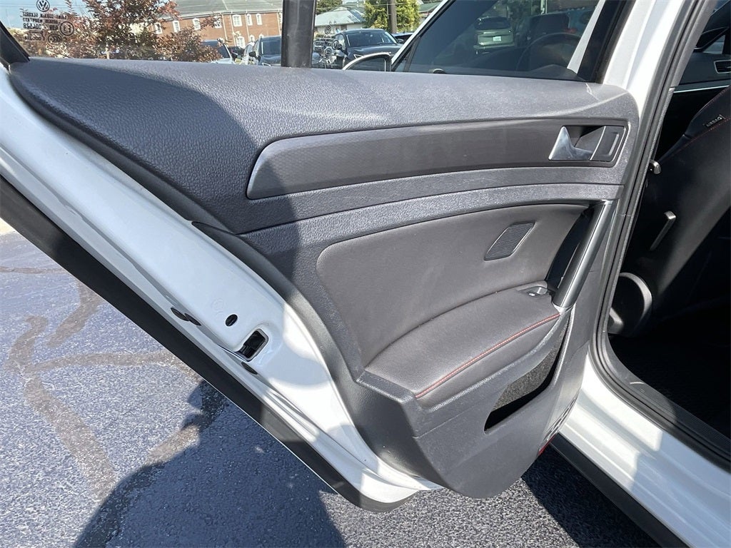 2019 Volkswagen Golf GTI 2.0T SE