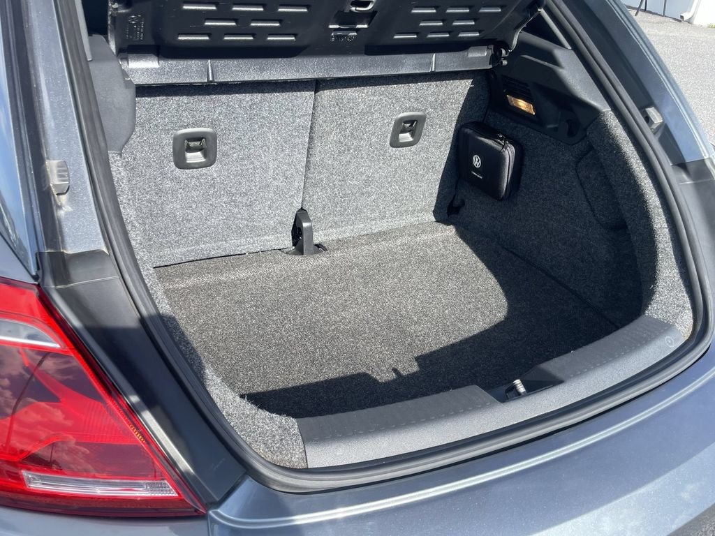 2012 Volkswagen Beetle 2.0 TSi