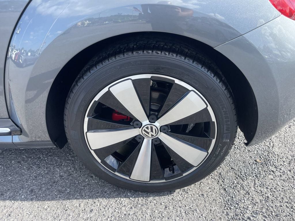 2012 Volkswagen Beetle 2.0 TSi