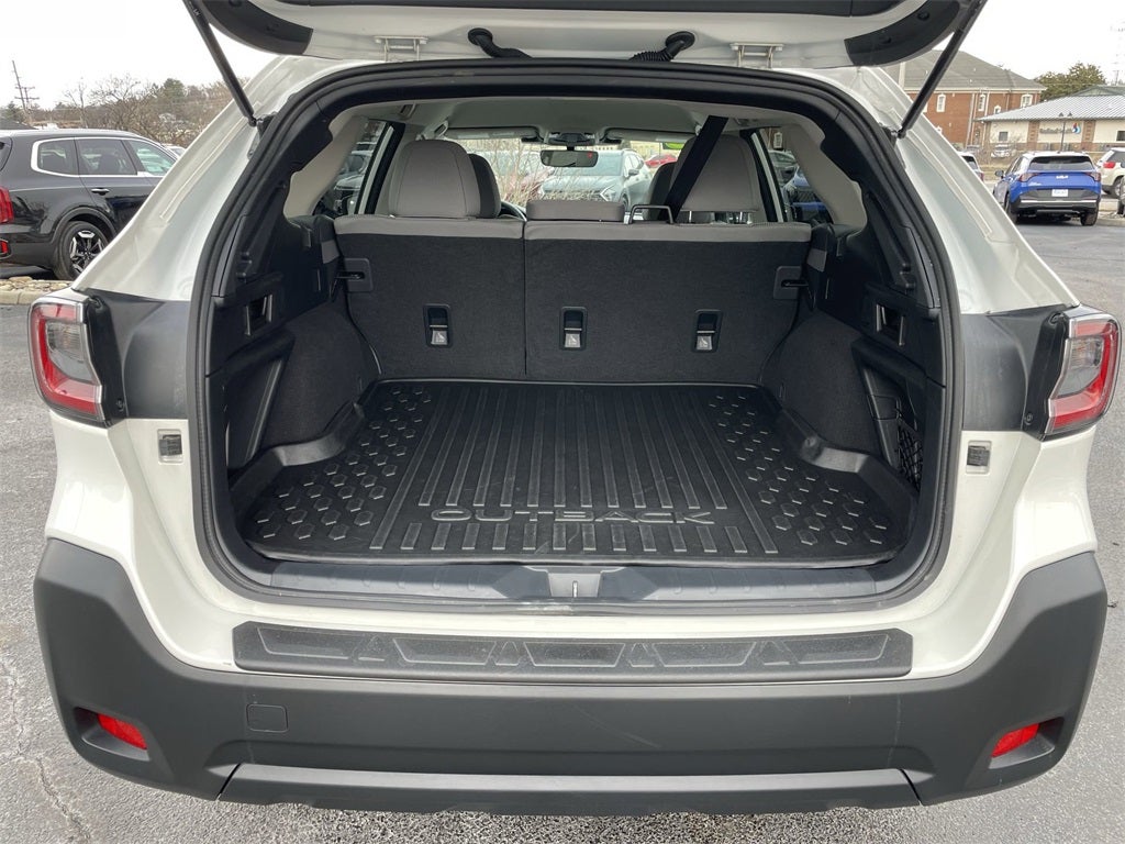 2025 Subaru Outback Premium
