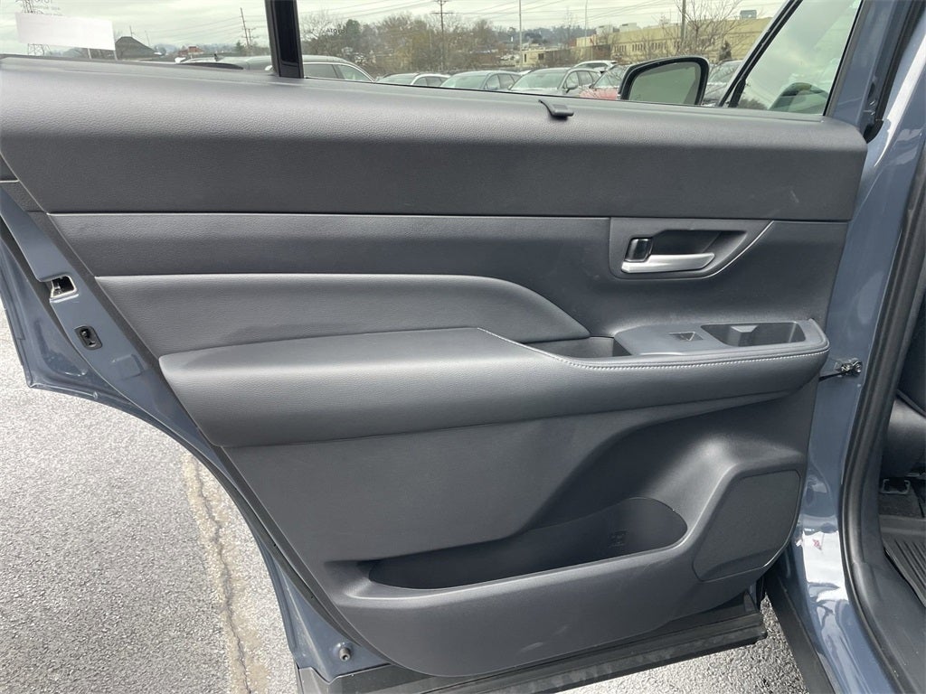 2025 Toyota Grand Highlander Base