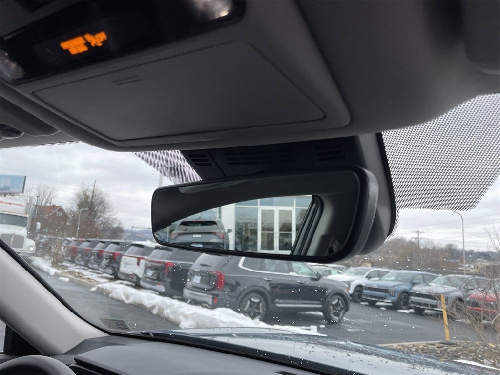 2025 Toyota Grand Highlander Base