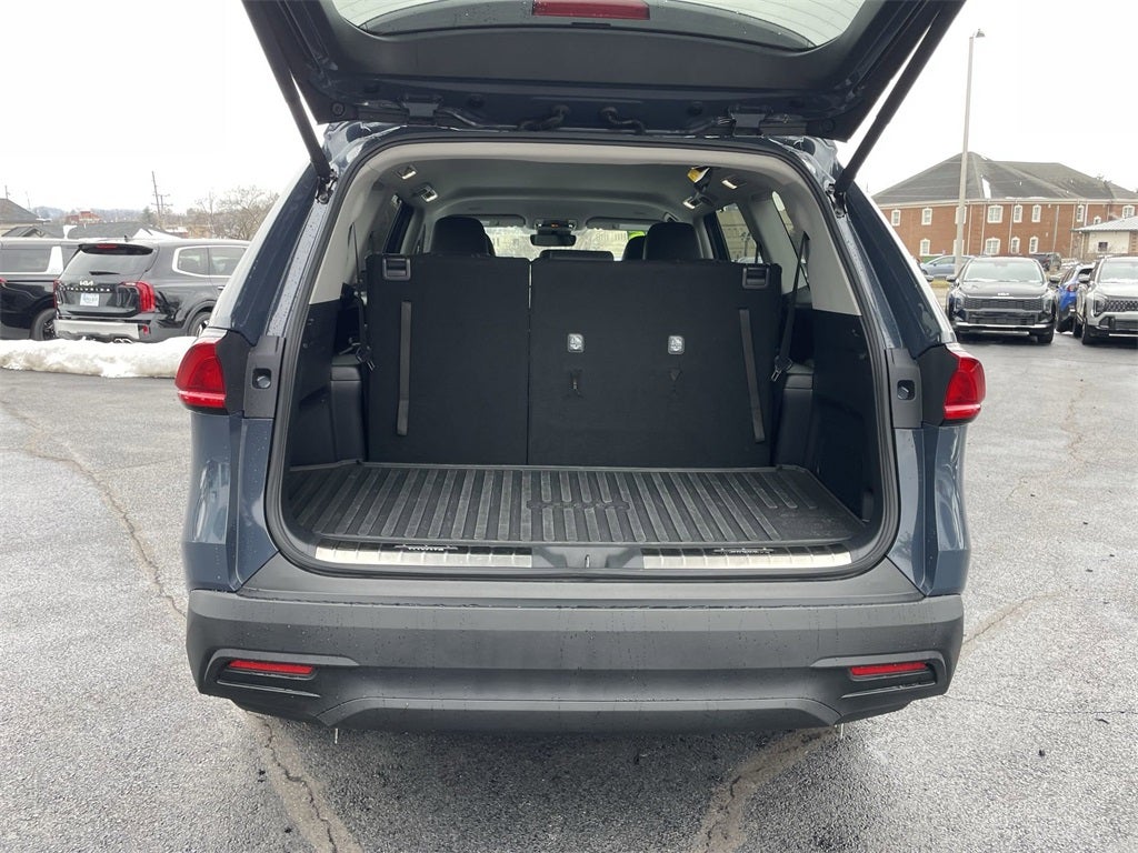 2025 Toyota Grand Highlander Base