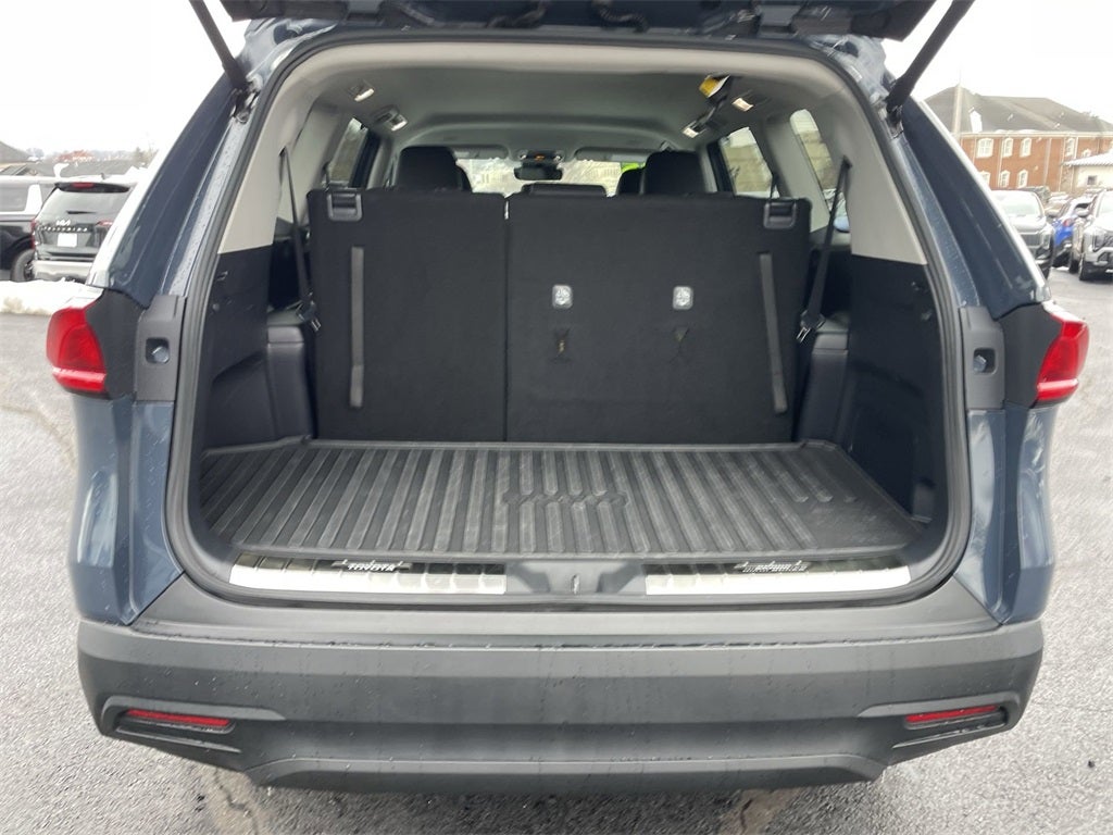 2025 Toyota Grand Highlander Base