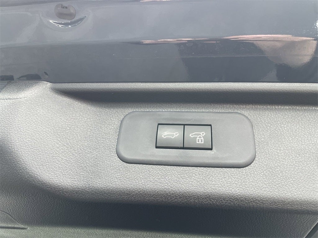 2025 Toyota Grand Highlander Base