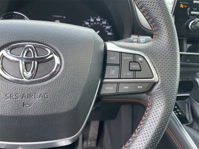 2022 Toyota Sienna XSE 7 Passenger