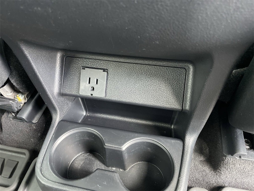 2022 Toyota Sienna XSE 7 Passenger