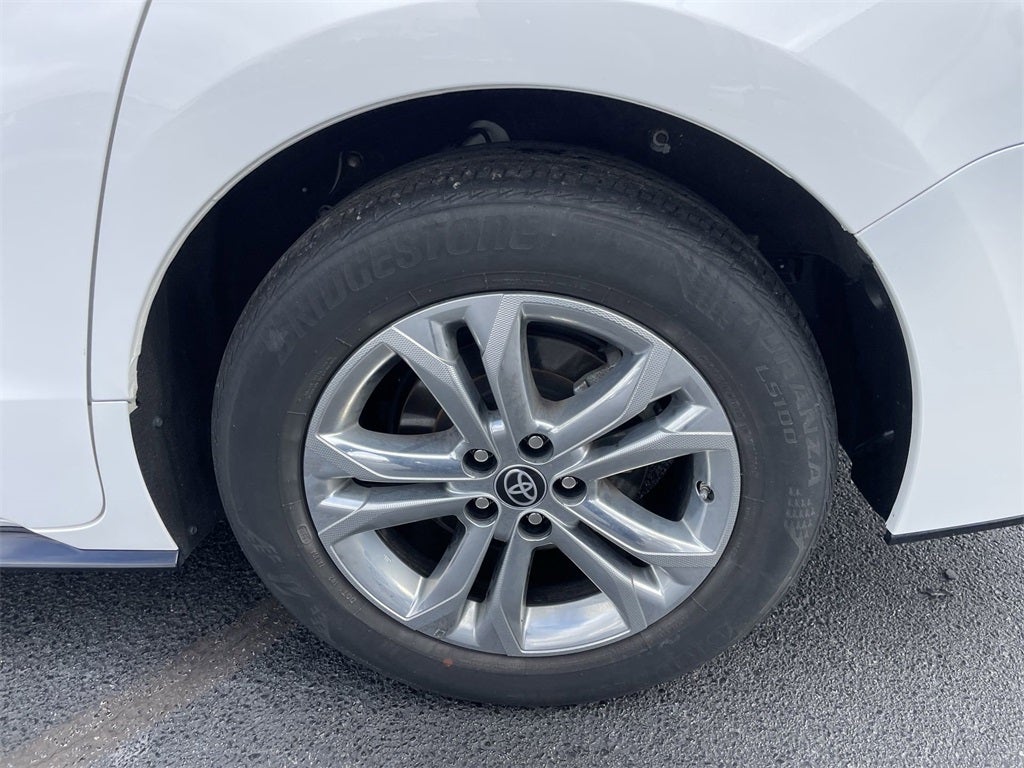 2022 Toyota Sienna XSE 7 Passenger