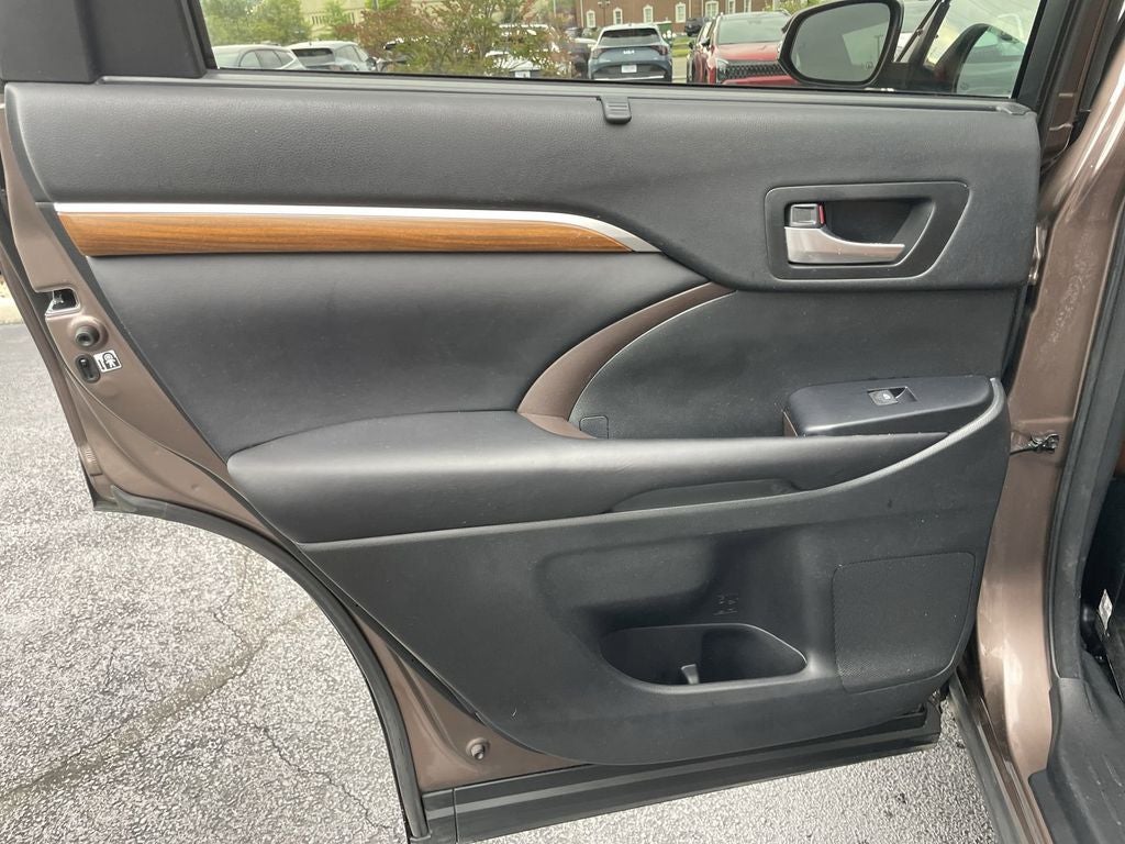 2017 Toyota Highlander Limited Platinum