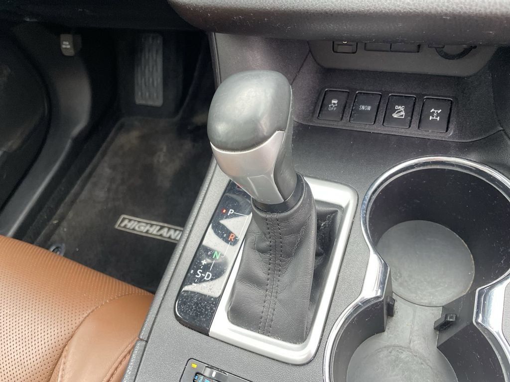 2017 Toyota Highlander Limited Platinum