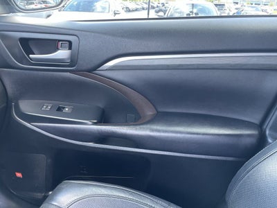 2019 Toyota Highlander Limited Platinum