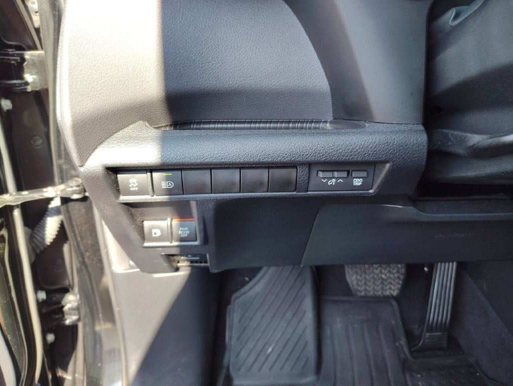2023 Toyota Sienna XSE 7 Passenger