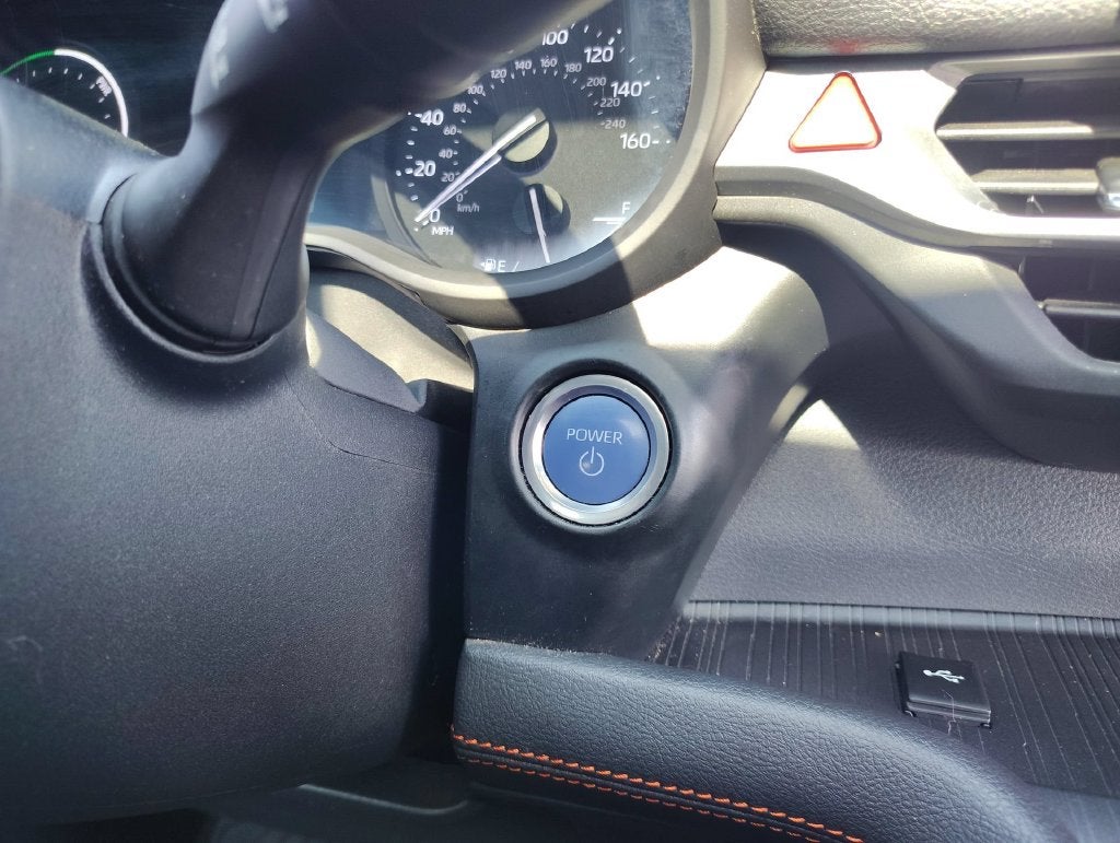 2023 Toyota Sienna XSE 7 Passenger