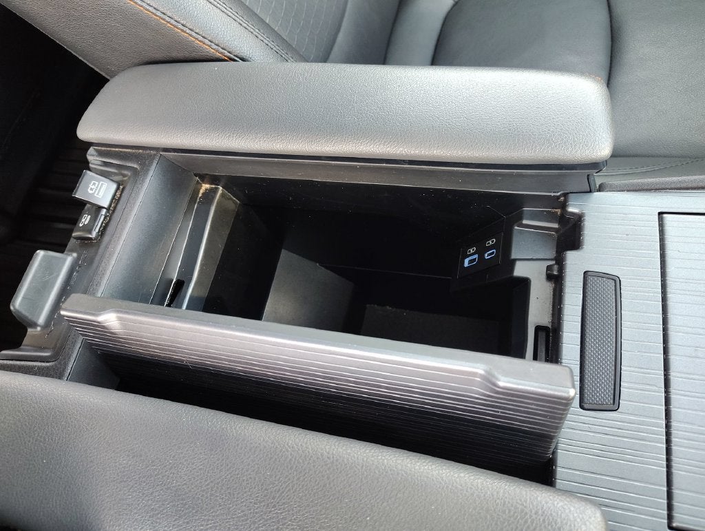 2023 Toyota Sienna XSE 7 Passenger