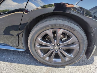 2023 Toyota Sienna XSE 7 Passenger
