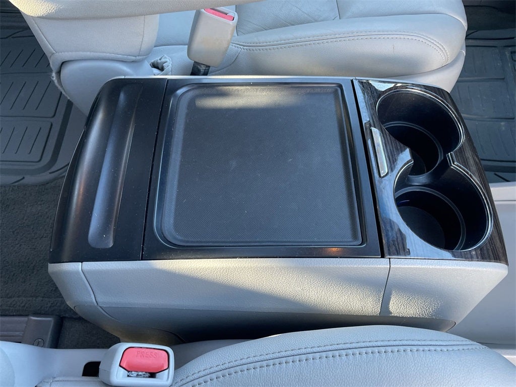 2015 Toyota Sienna L 7 Passenger