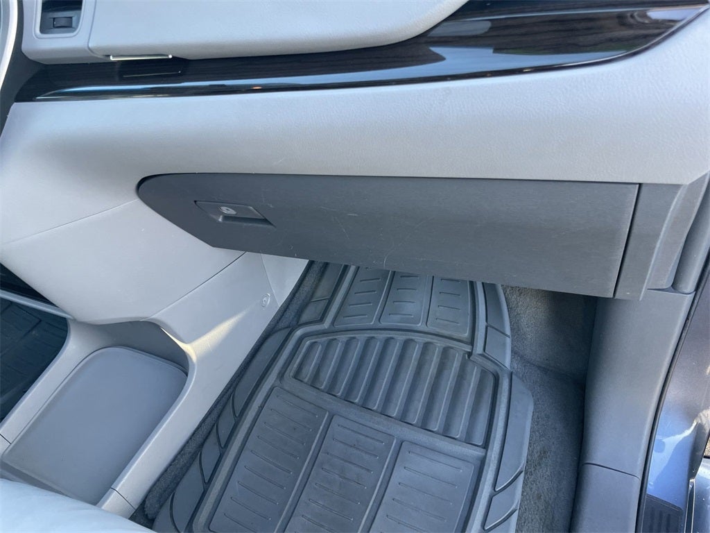 2015 Toyota Sienna L 7 Passenger