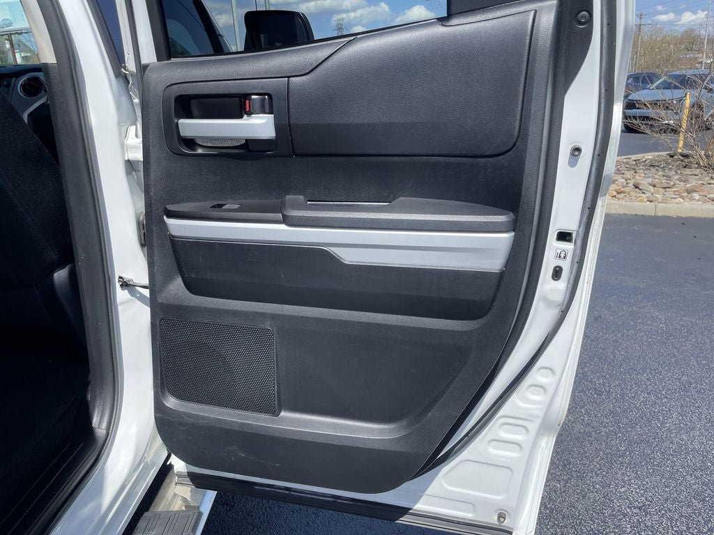 2018 Toyota Tundra SR5