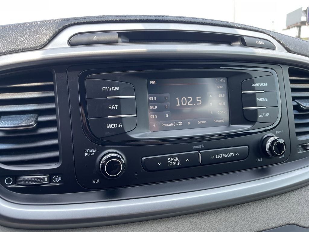 2016 Kia Sorento LX